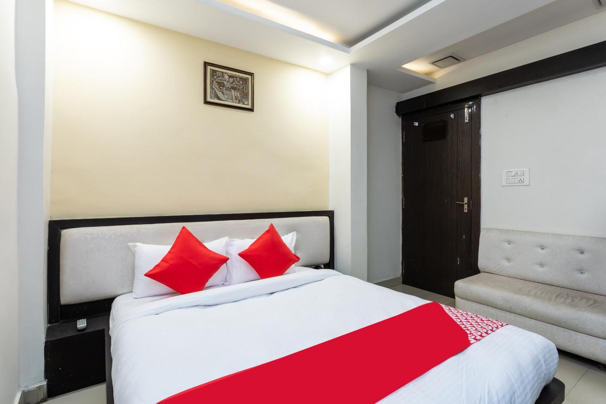 Spot On Hotel Trishla Бхопал Екстер'єр фото